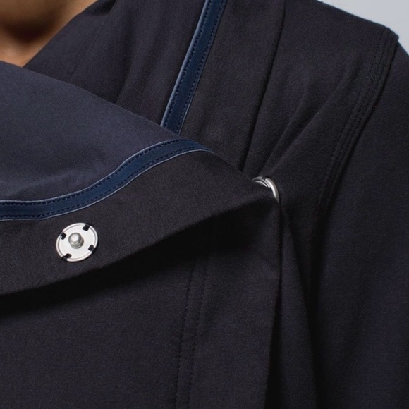 2014 Lululemon Savasana Wrap Jacket Coat Black Size 8 Rare Edition - Picture 4 of 11